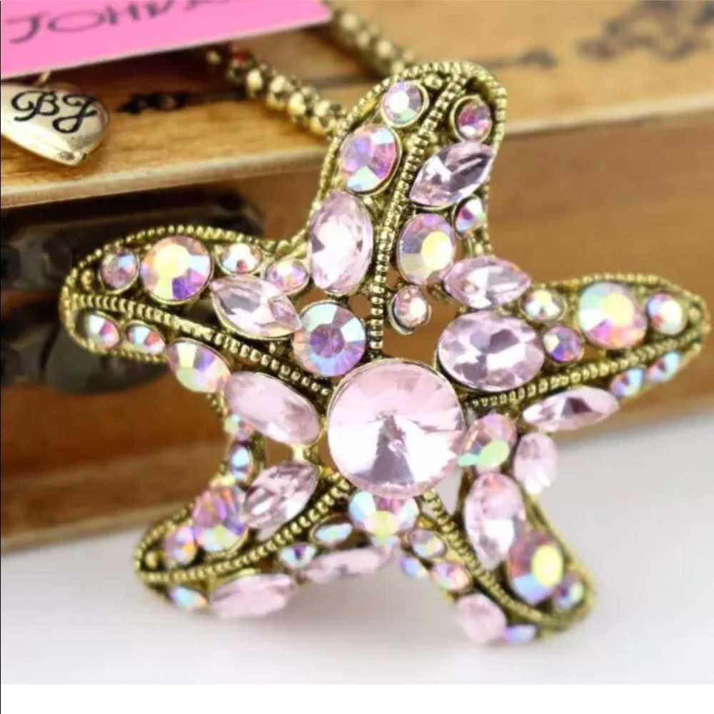 Retro Rhinestone Starfish Necklace